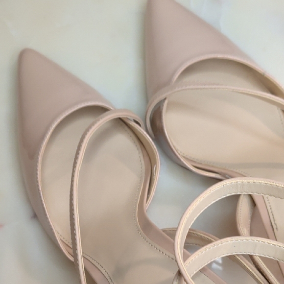 Nude Vince Camuto VP CHELLIE Strappy Heels - Picture 8 of 13